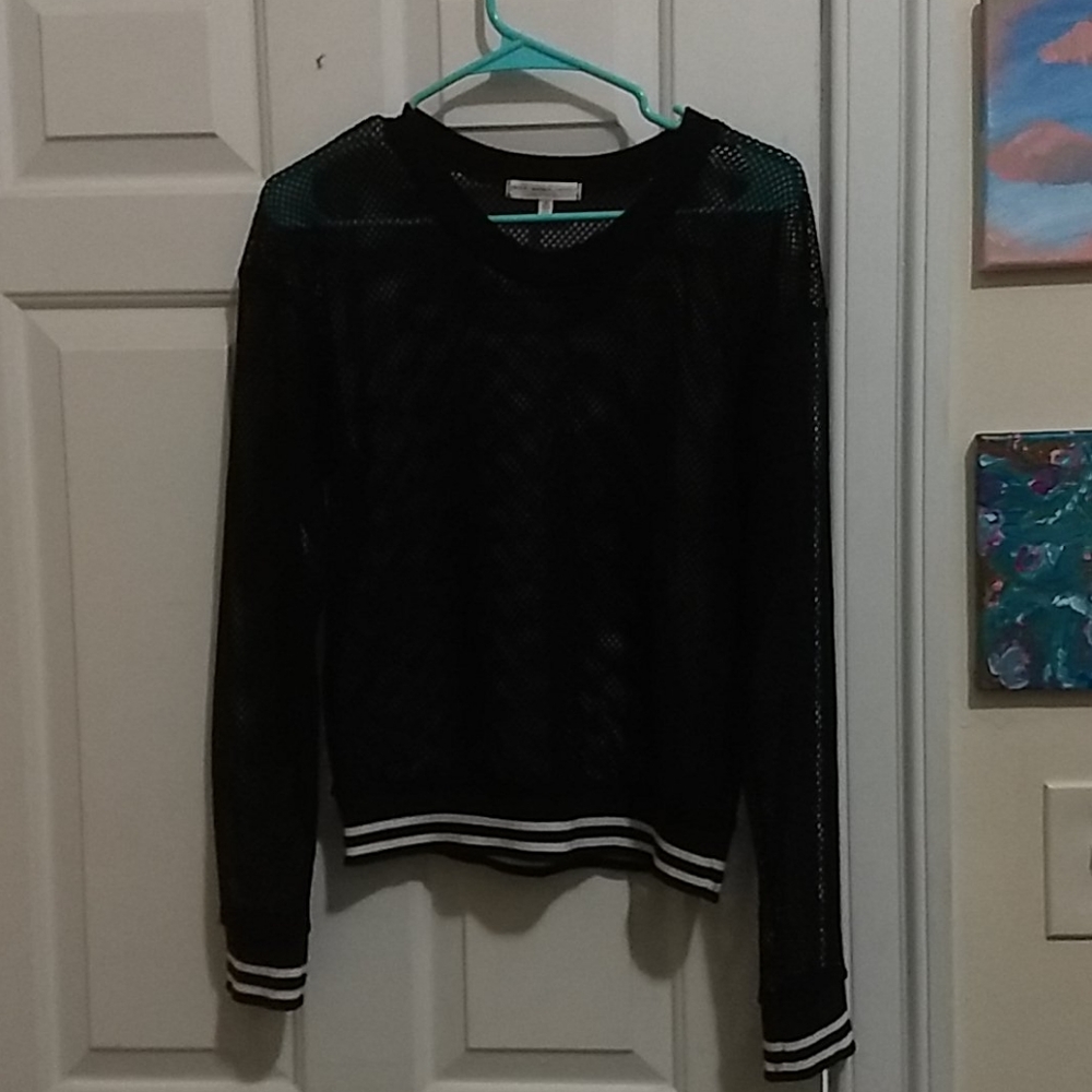 Long sleeve mesh shirt